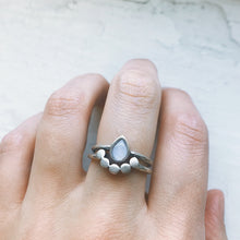 Load image into Gallery viewer, Moondrop Moonstone Ring